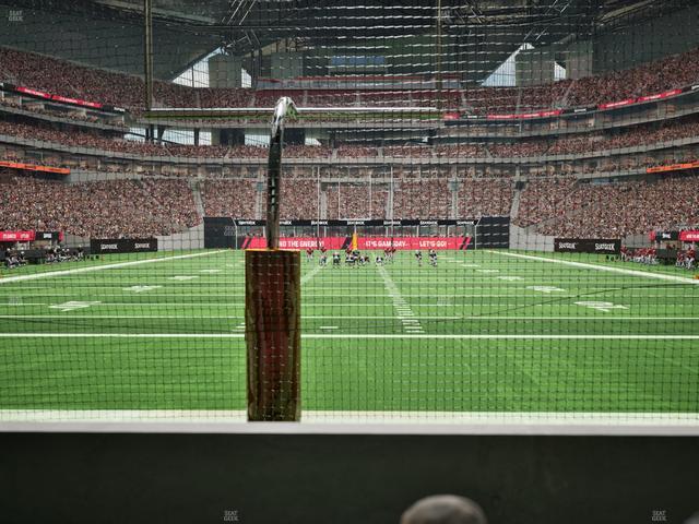 Mercedes-Benz Stadium - Section East Field Suite 4 Seat View
