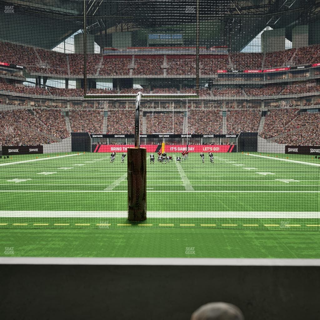 Mercedes-Benz Stadium - Section East Field Suite 4 Seat View