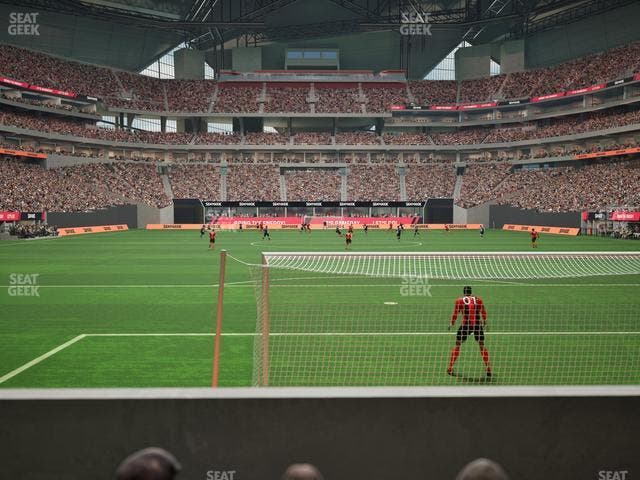 Mercedes-Benz Stadium - Section East Field Suite 5 Seat View