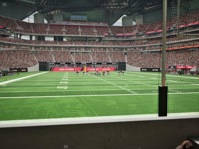 Mercedes-Benz Stadium - Section East Field Suite 6 Seat View