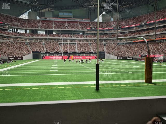 Mercedes-Benz Stadium - Section East Field Suite 6 Seat View