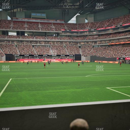 Mercedes-Benz Stadium - Section East Field Suite 7 Seat View