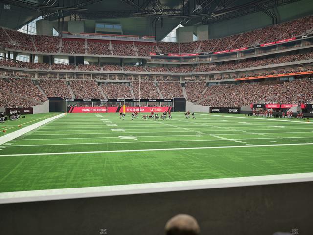 Mercedes-Benz Stadium - Section East Field Suite 7 Seat View
