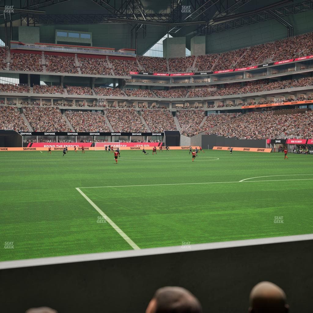 Mercedes-Benz Stadium - Section East Field Suite 8 Seat View