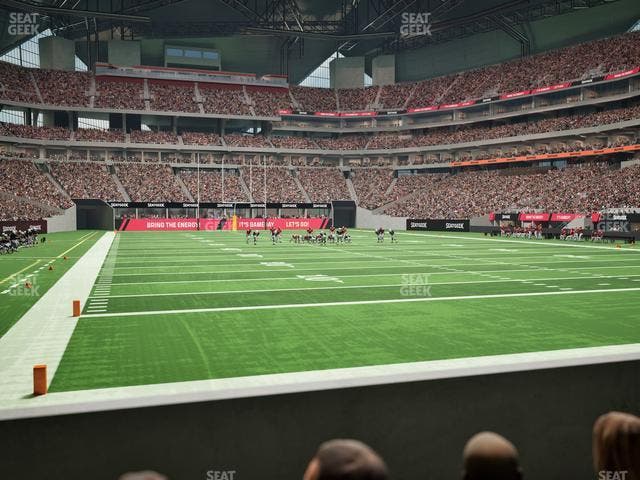 Mercedes-Benz Stadium - Section East Field Suite 8 Seat View