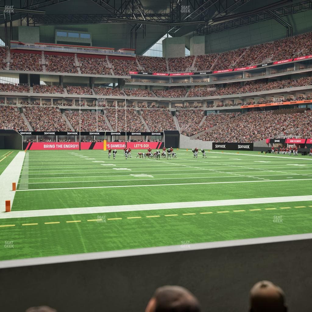 Mercedes-Benz Stadium - Section East Field Suite 8 Seat View