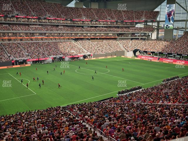 Mercedes-Benz Stadium - Section Premium Suite 128 Seat View