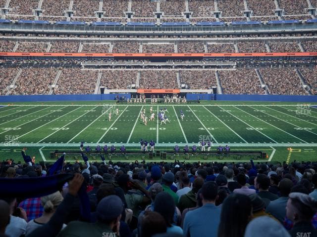 MetLife Stadium - Section 113 Club Seat View MetLife Stadium - Section 113 Club Seat View