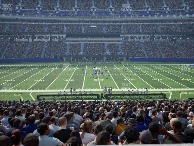 MetLife Stadium - Section Commissioners Club 11 Seat View MetLife Stadium - Section Commissioners Club 11 Seat View