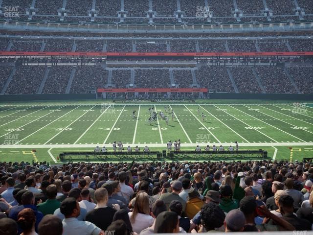 MetLife Stadium - Section Commissioners Club 11 Seat View