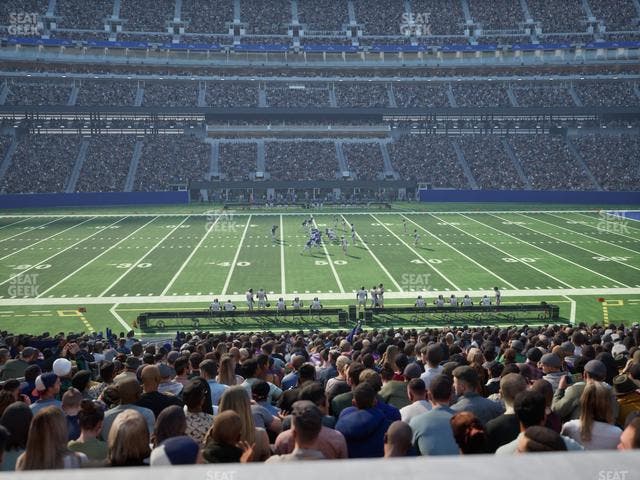 MetLife Stadium - Section Commissioners Club 12 Seat View MetLife Stadium - Section Commissioners Club 12 Seat View