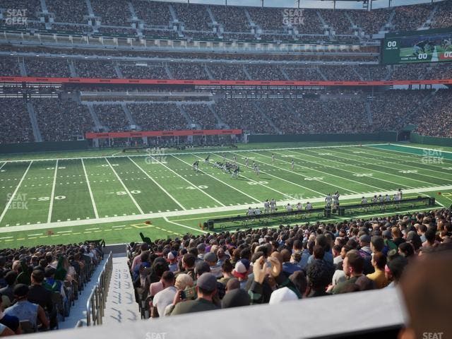 MetLife Stadium - Section Commissioners Club 18 Seat View