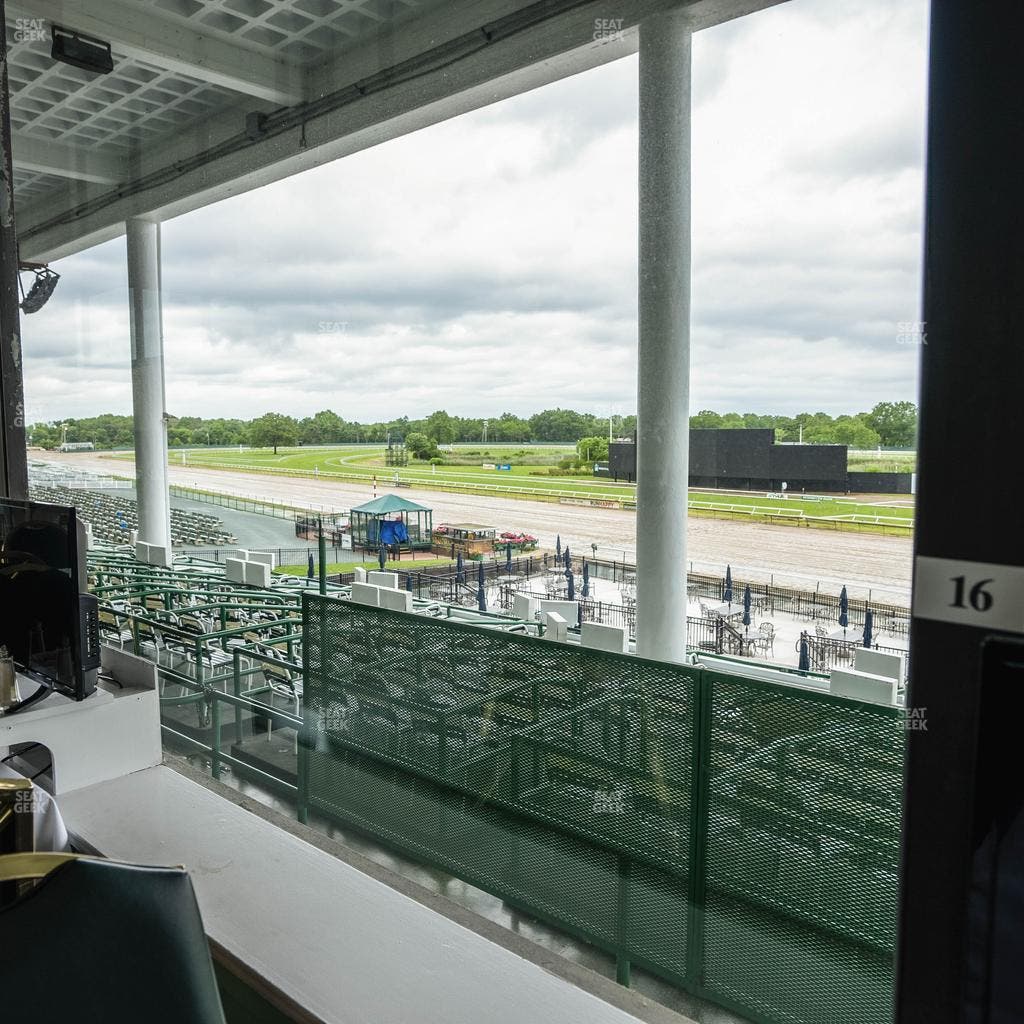 Monmouth Park - Section Dining Club Table 16 Seat View