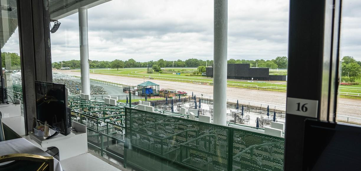 Monmouth Park - Section Dining Club Table 16 Seat View