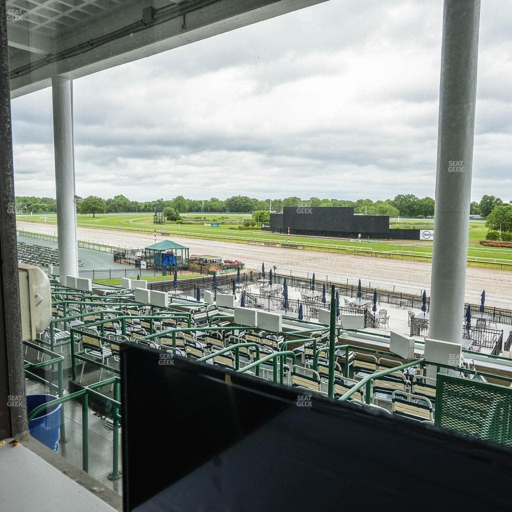 Monmouth Park - Section Dining Club Table 18 Seat View