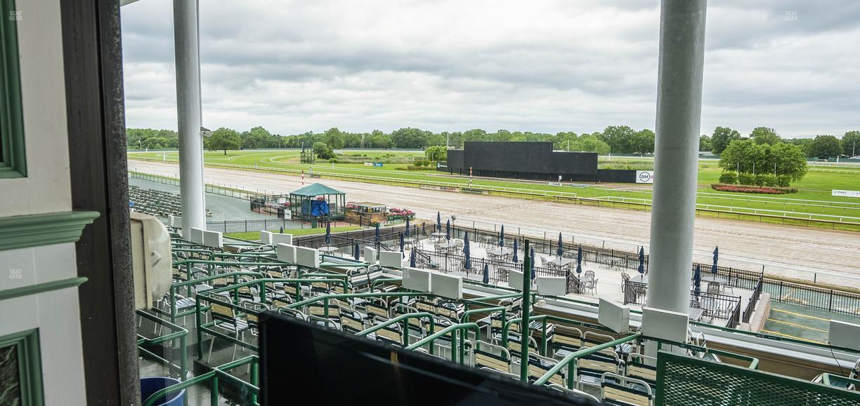 Monmouth Park - Section Dining Club Table 18 Seat View