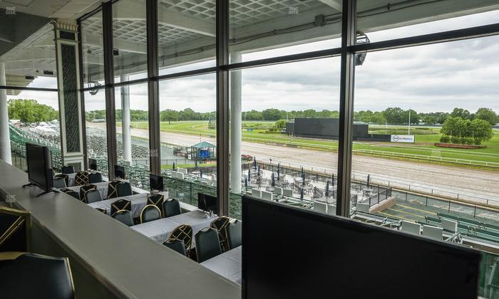 Monmouth Park - Section Dining Club Table 21 Seat View