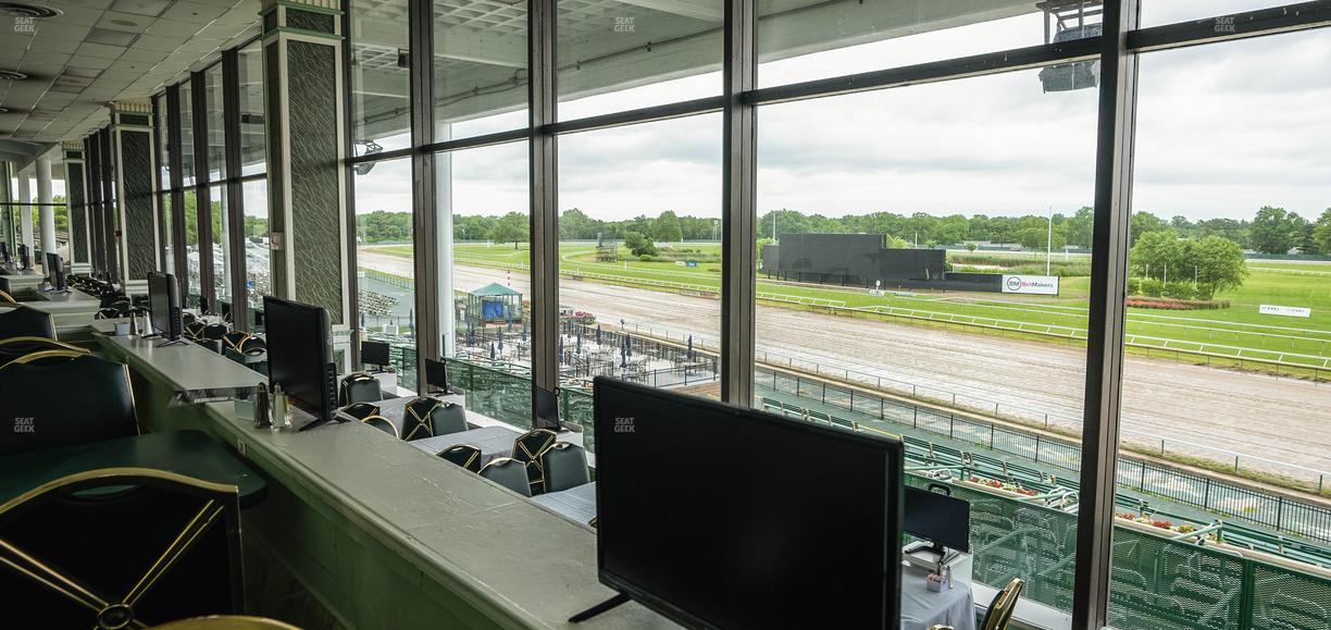 Monmouth Park - Section Dining Club Table 30 Seat View