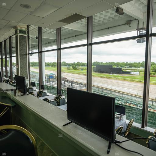 Monmouth Park - Section Dining Club Table 30 Seat View