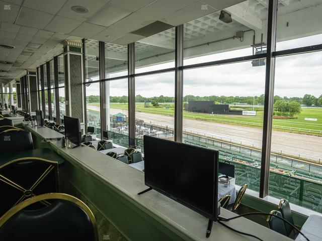 Monmouth Park - Section Dining Club Table 30 Seat View