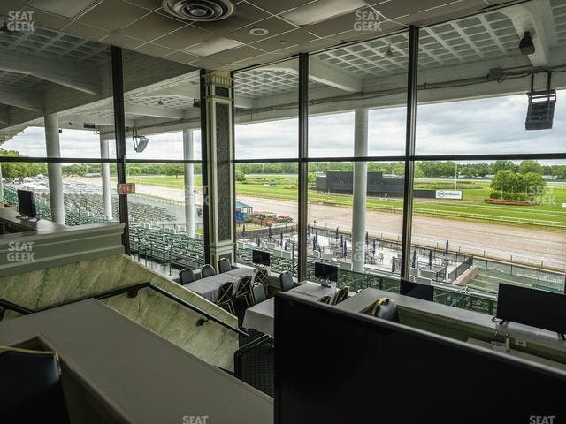 Monmouth Park - Section Dining Club Table 40 Seat View