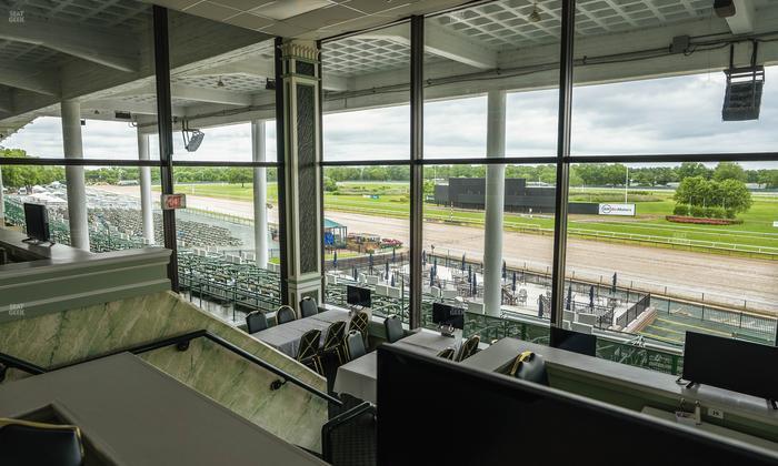 Monmouth Park - Section Dining Club Table 40 Seat View