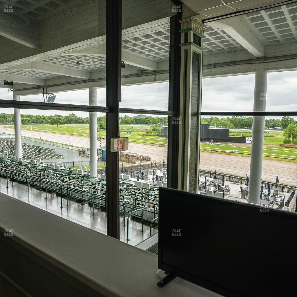 Monmouth Park - Section Dining Club Table 41 Seat View