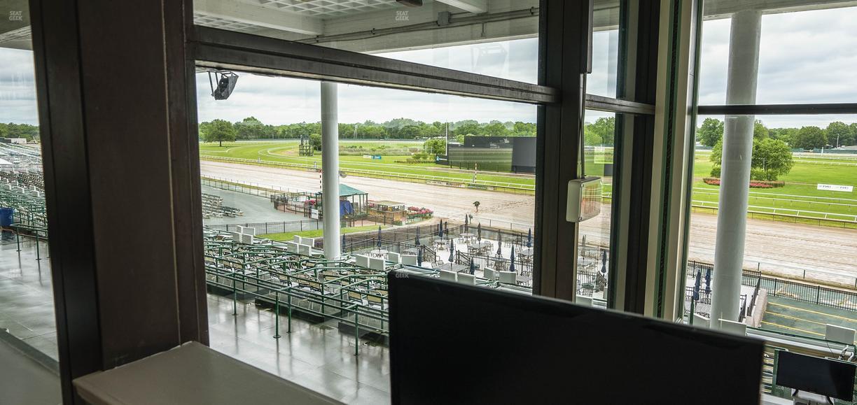 Monmouth Park - Section Dining Club Table 42 Seat View
