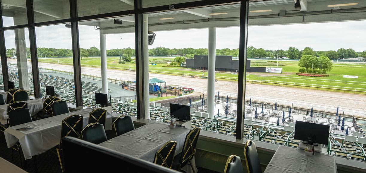Monmouth Park - Section Dining Club Table 60 Seat View