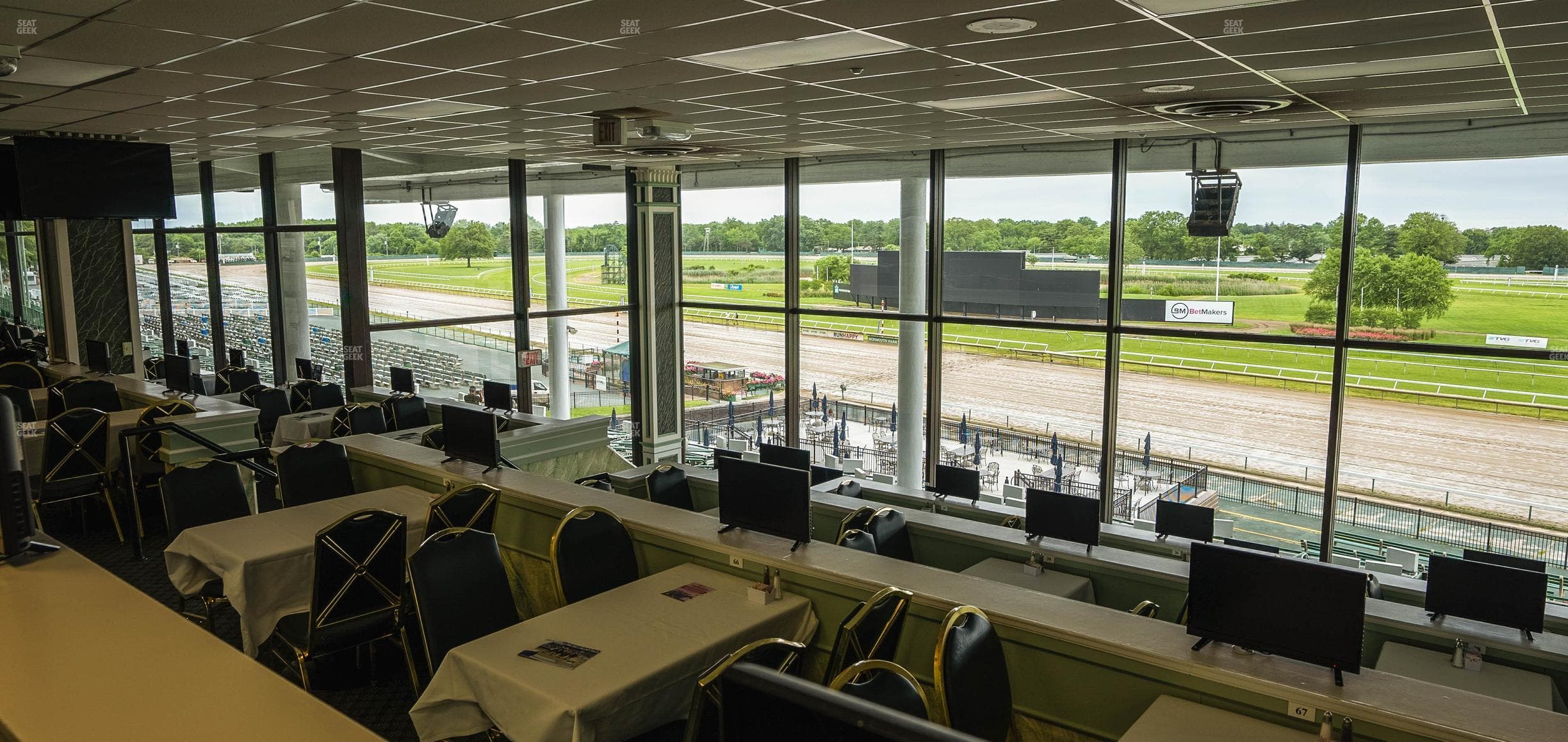 Monmouth Park - Section Dining Club Table 75 Seat View