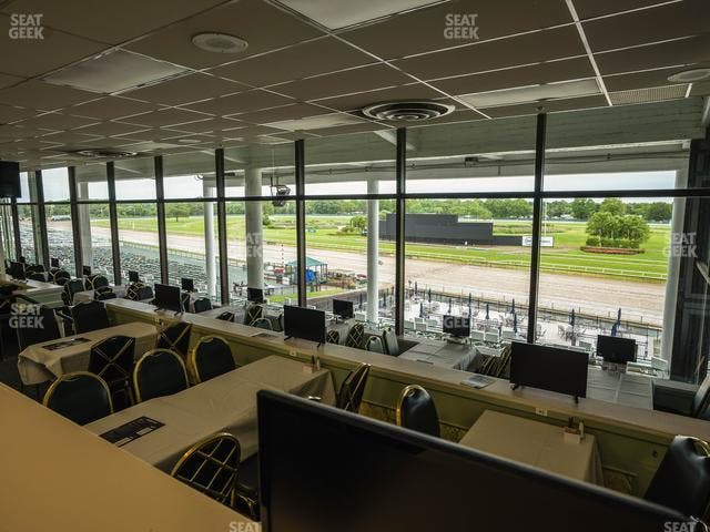 Monmouth Park - Section Dining Club Table 80 Seat View