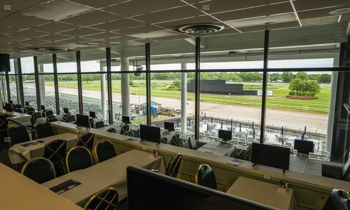 Monmouth Park - Section Dining Club Table 80 Seat View