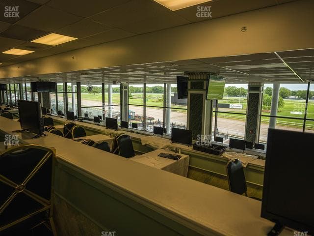 Monmouth Park - Section Dining Club Table 90 Seat View