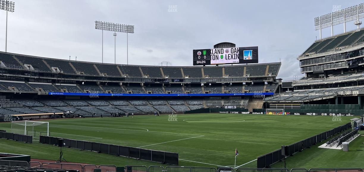 Oakland Coliseum - Section Front 106 Seat View