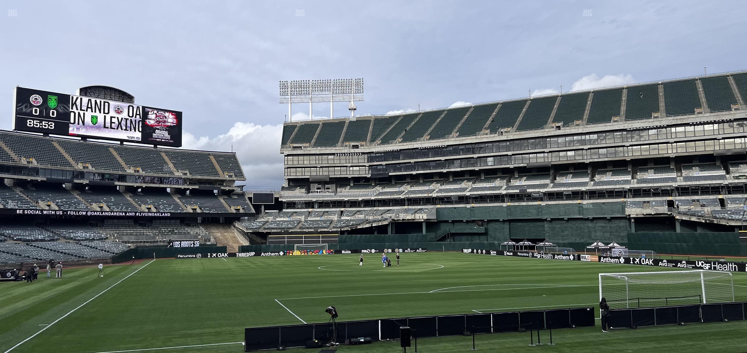 Oakland Coliseum - Section Front 115 Seat View