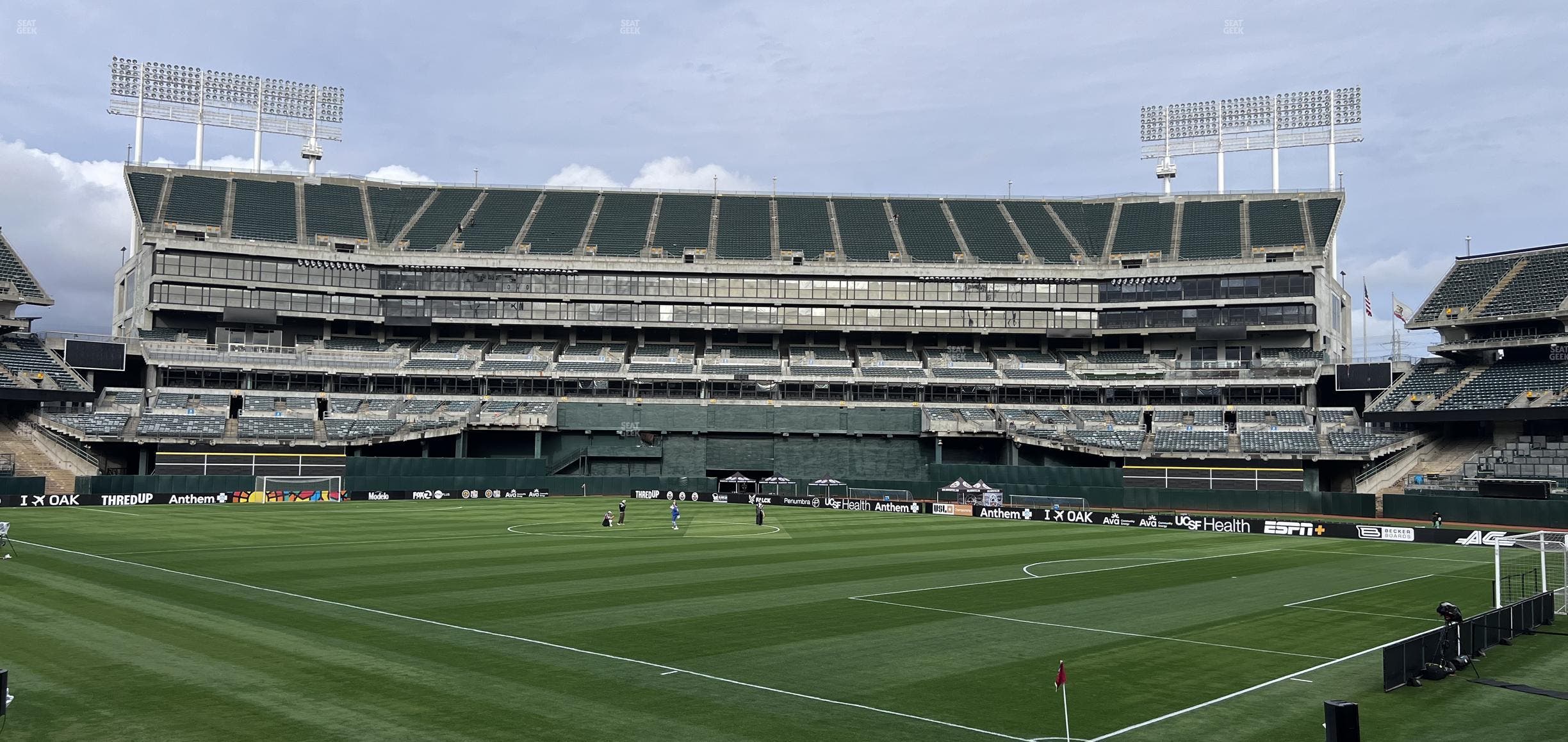 Oakland Coliseum - Section Front 117 Seat View