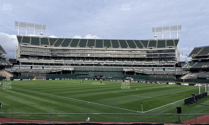 Oakland Coliseum - Section Front 117 Seat View