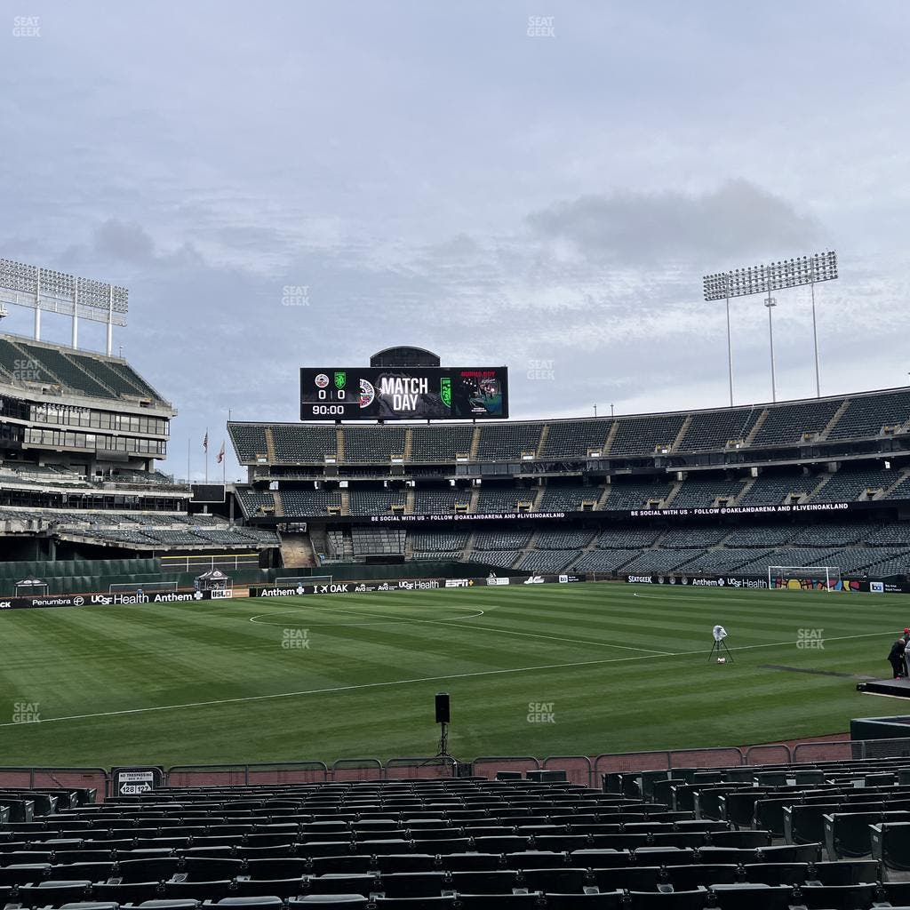 Oakland Coliseum - Section Rear 127 Seat View