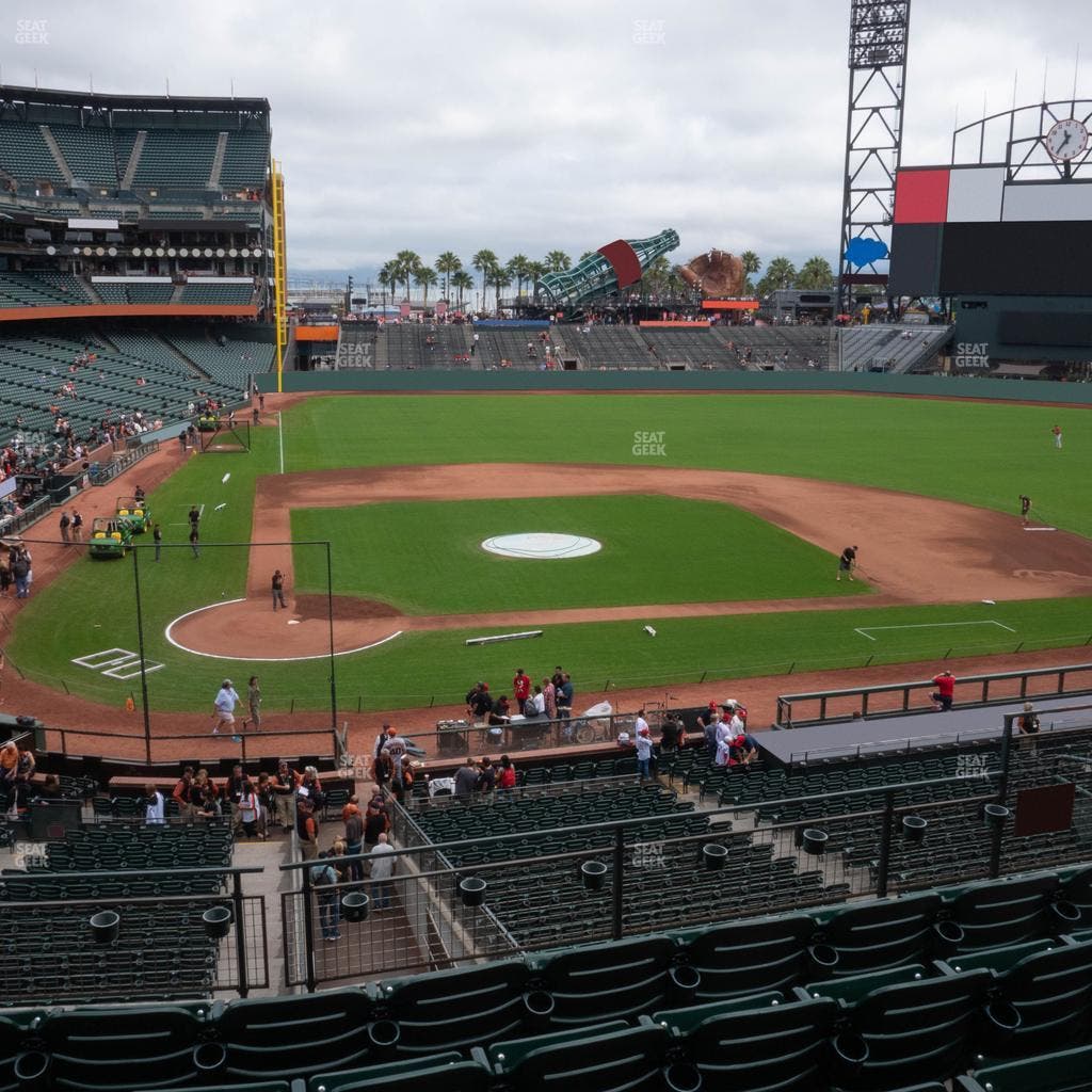 Oracle Park - Section Club Level 211 Seat View