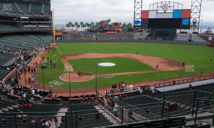 Oracle Park - Section Club Level 212 Seat View