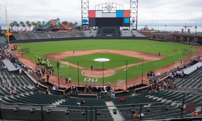 Oracle Park - Section Club Level 215 Seat View