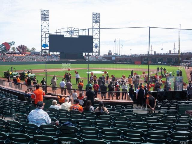 Oracle Park - Section Field Club 117 Seat View