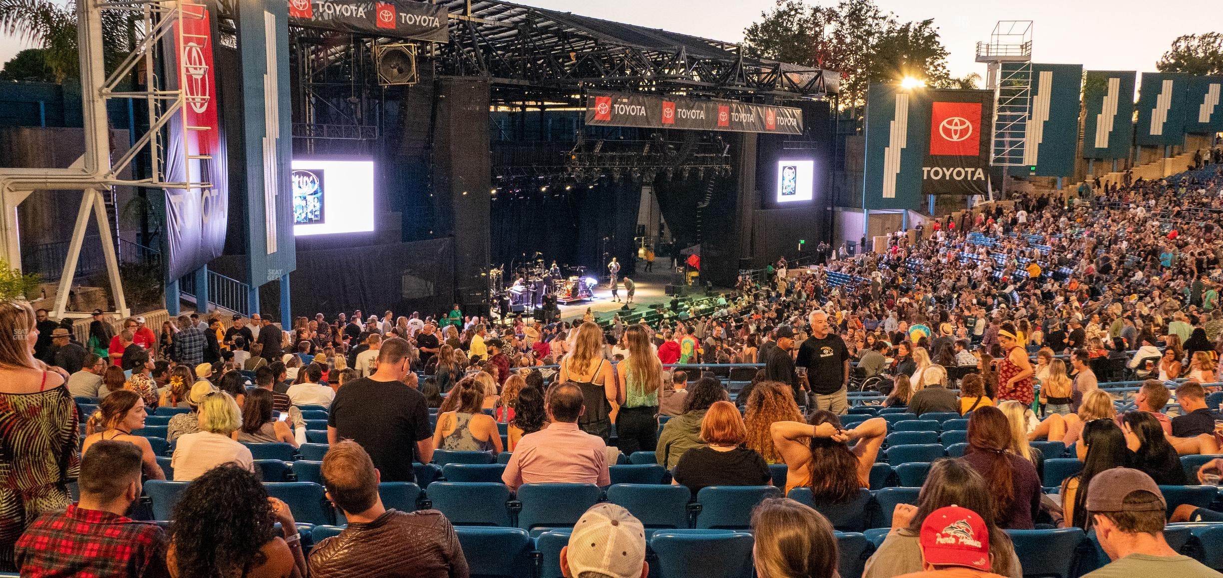 Pacific Amphitheatre - Section 4 Seat View