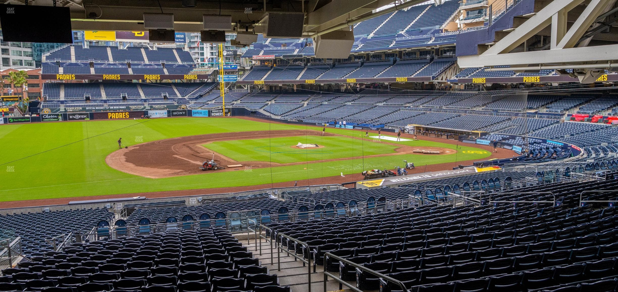 Petco Park - Section Premier Club Suite 8 Seat View