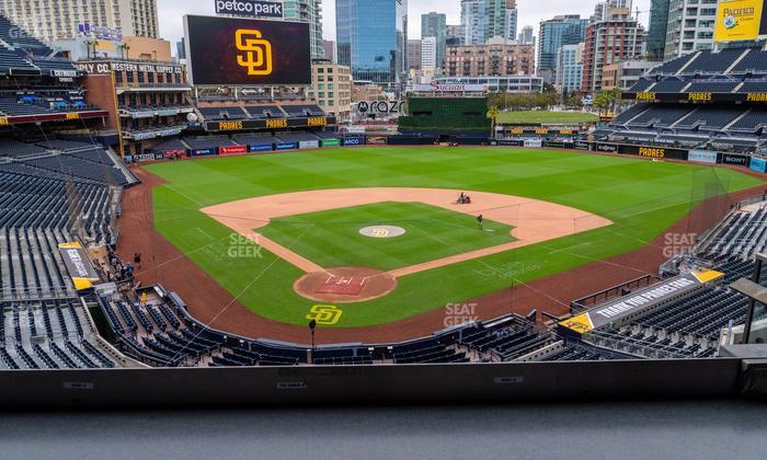 Petco Park - Section Terrace Vip Tables 6 Seat View