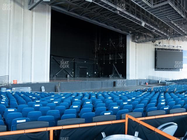 PNC Music Pavilion - Section Vip Box 32 Seat View