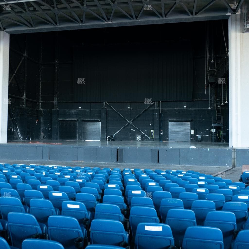 PNC Music Pavilion - Section Vip Box 6 Seat View