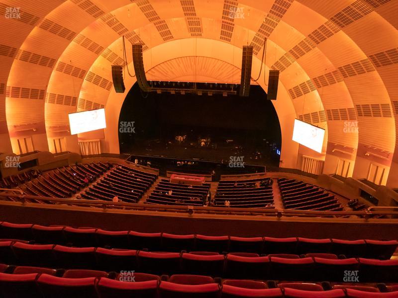 洋楽  live at radio city music hall Dion's Live Concert 1987 Radio City Music Hall - YouTube