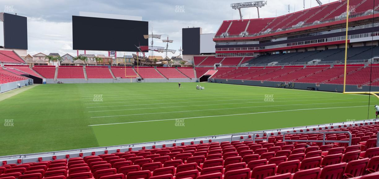 Raymond James Stadium - Section 121 Seat View