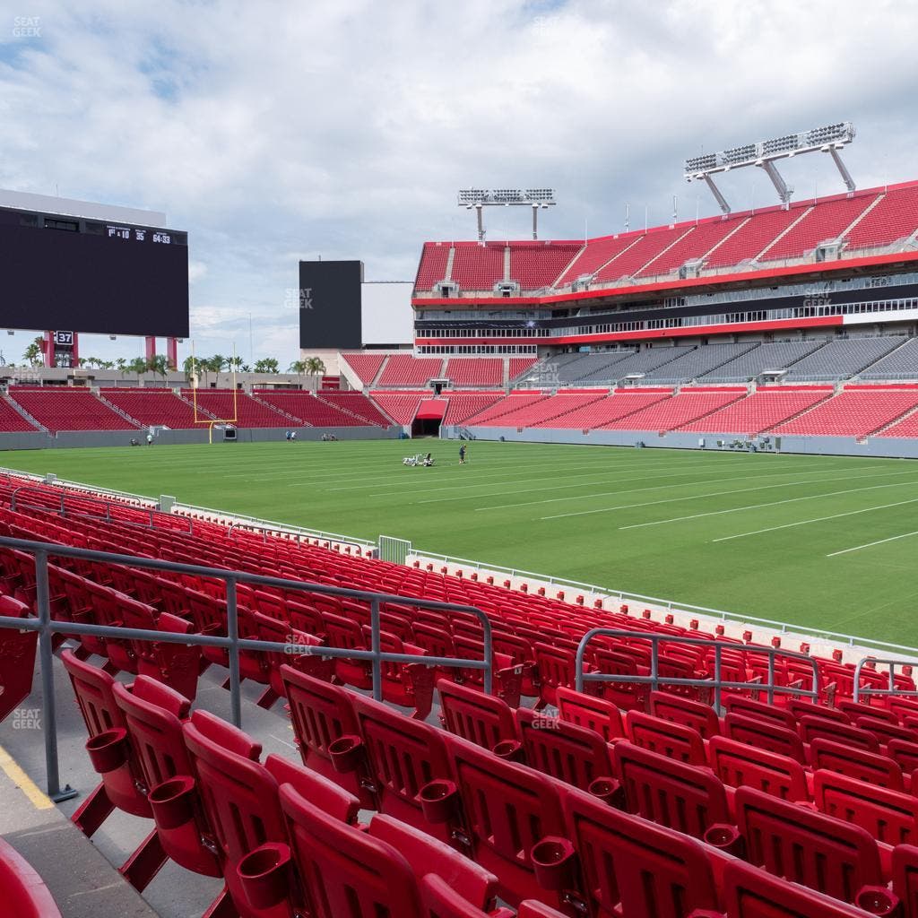 Raymond James Stadium - Section 140 Seat View